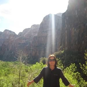 Meet your Posher, Kelley